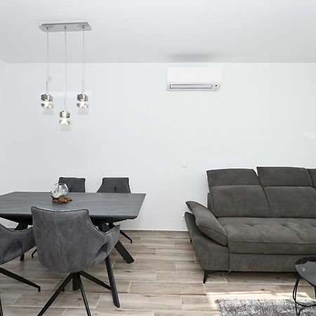 Luxury Apartment White Crystal Kaštela Exteriör bild