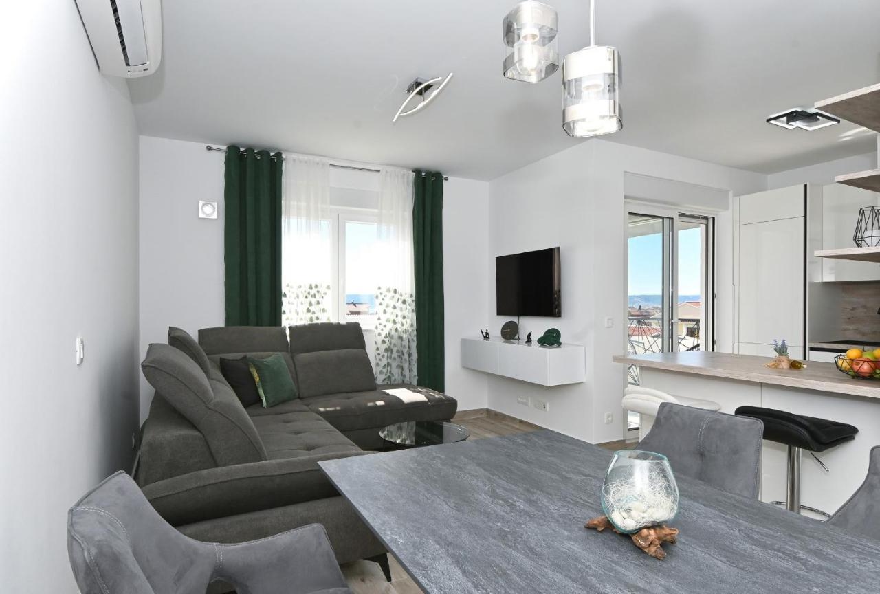 Luxury Apartment White Crystal Kaštela Exteriör bild