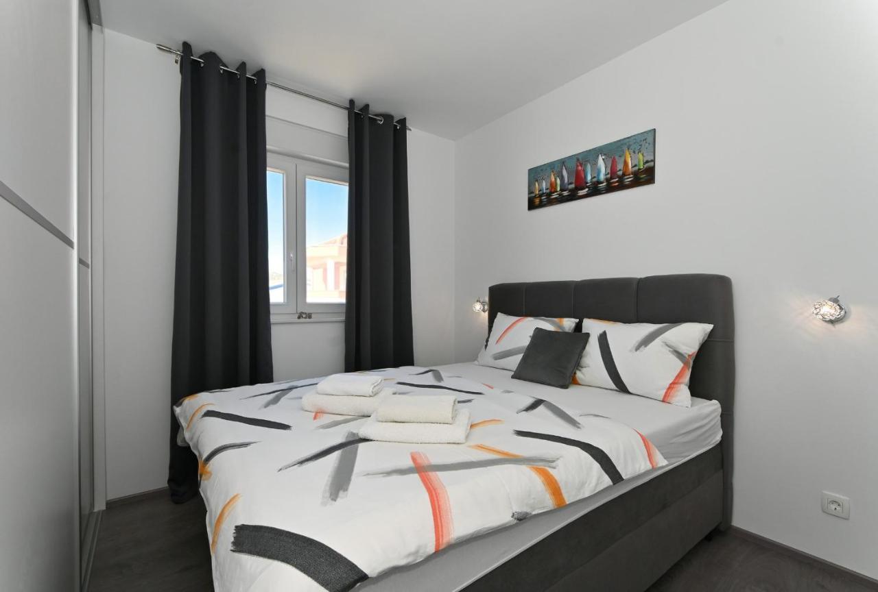 Luxury Apartment White Crystal Kaštela Exteriör bild